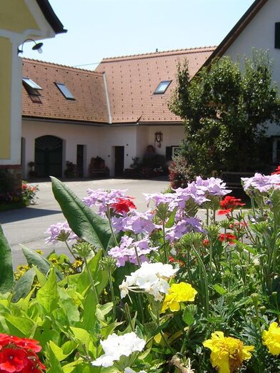 Genusshof Farmer-Rabensteiner vlgGraf | © Erlebnis- und Genusswelt Farmer-Rabensteiner | Christine Farmer-Rabensteiner | © Erlebnis- und Genusswelt Farmer-Rabensteiner