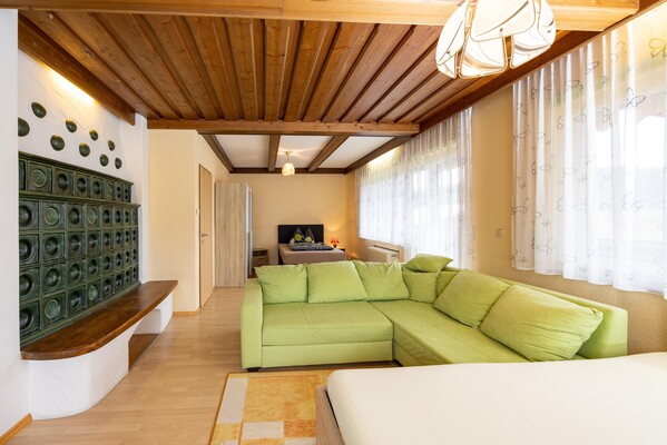 Gästehaus Maria Wohnzimmer | © (c) TV Region Graz-HarrySchiffer