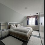 Photo of Double room, shared shower/shared toilet | © Tobias Sabathi | Gästezimmer Sabathi
