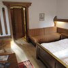 Photo of triple room with shower, WC | © Waldpension Reisinger