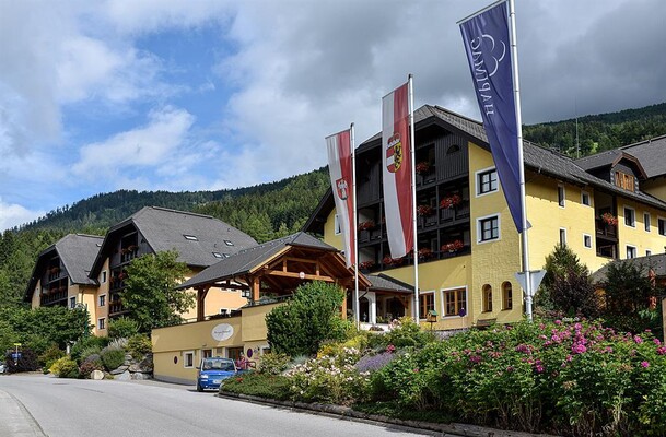 Aussenansicht Resort Eingangsbereich | © Hapimag