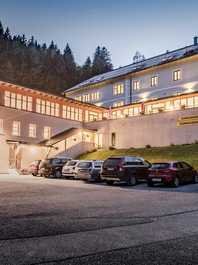 Abend, JUFA Hotel, Altaussee | © Tourismusverband Aussseerland Salzkammergut | JUFA Hotel Altaussee | © Tourismusverband Aussseerland Salzkammergut