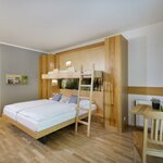 Bild von Dreibettzimmer | © JUFA Hotel Weitental/Bruck a.d.Mur