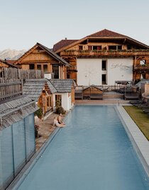 hotel-view-pool