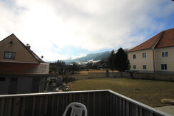 Ferienwohnung-Blick_zur_Pfarre-Pilgerherberge