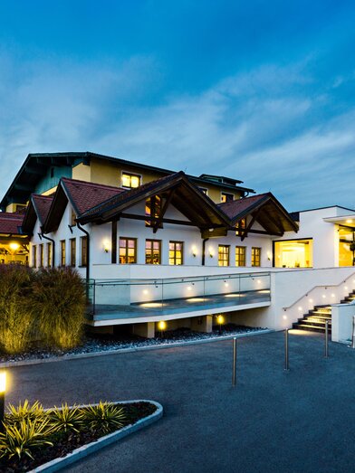 Outside view at dusk | © Urdlwirt Hotel & Restaurant | © Urdlwirt Hotel & Restaurant