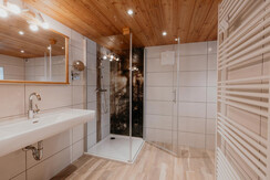 badezimmer-dusche-seiser
