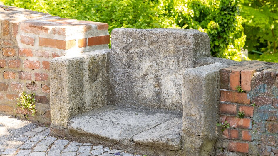 Bischofsstuhl am Grazer Schlossberg