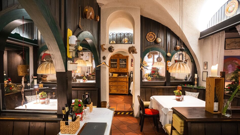 Innenansicht des Gasthaus Stainzerbauer in Graz, gemütliche Atmosphäre.