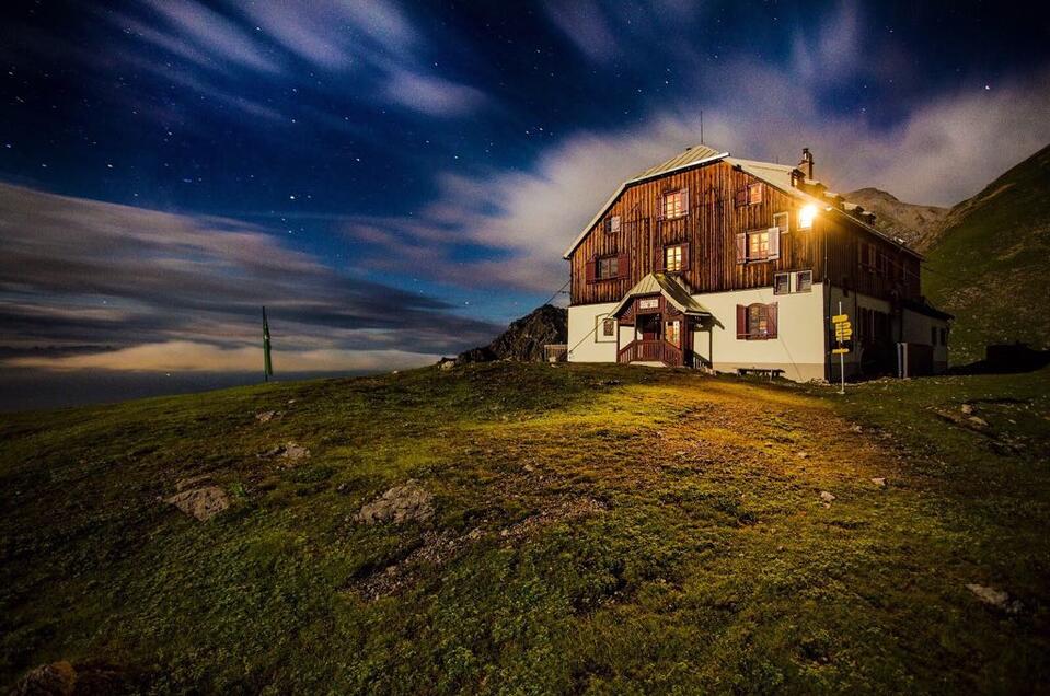 Sonnwendfeuer am Guttenberghaus - Impression #1 | © René Eduard Perhab