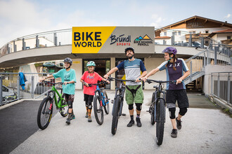 Bründl Sports Bikeworld Schladming | © Roland Haschka