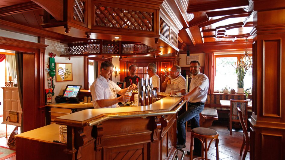 Dorf Café - Bar